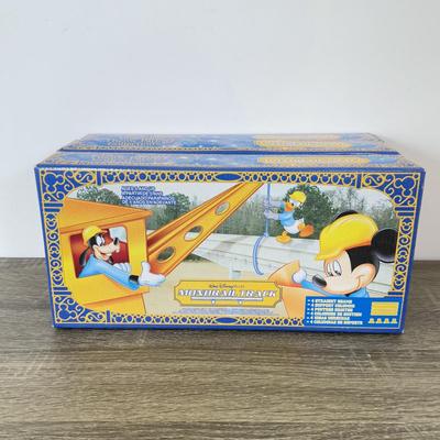 LOT 108B: NIB Walt Disney World & Disneyland Monorail Track Pieces
