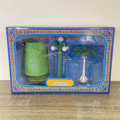 LOT 109B: NIB Disney Theme Park Collection Monorail Accessories
