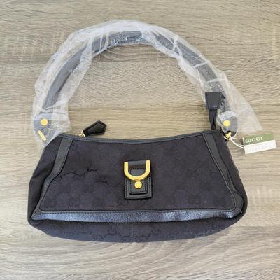 LOT 111A: Gucci Controllato Black Shoulder Bag w/ Tag