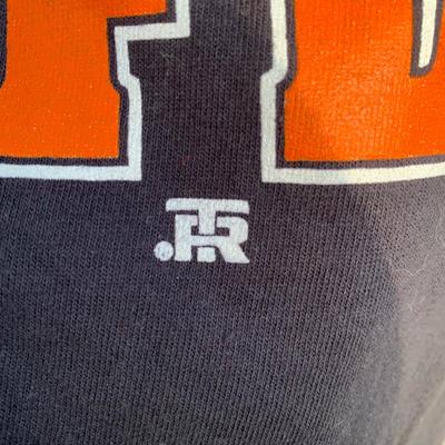 LOT 150 B: NHL Philadelphia Flyers 1995 Bear Hockey Player Stocking & Junior Size Medium (10 - 12) Quarter Sleeve T-Shirt