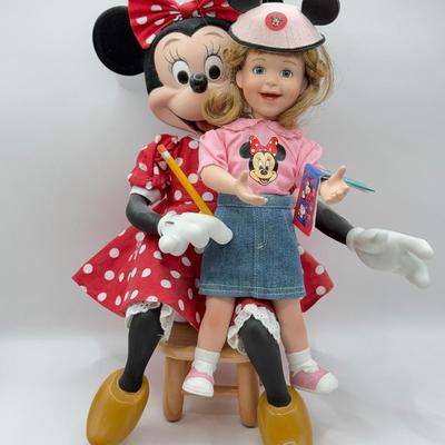 LOT 163B: Vintage Disney Minnie Mouse w/ Child Ashton Drake Galleries Porcelain Doll Set