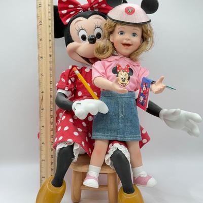 LOT 163B: Vintage Disney Minnie Mouse w/ Child Ashton Drake Galleries Porcelain Doll Set
