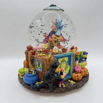 LOT 171B: Disney Winnie the Pooh Halloween “The Wonderful Thing About Tiggers” Musical Snow Globe