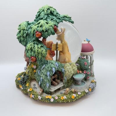 LOT 172B: Disney Lady & the Tramp “Bella Notte” Musical Snow Globe