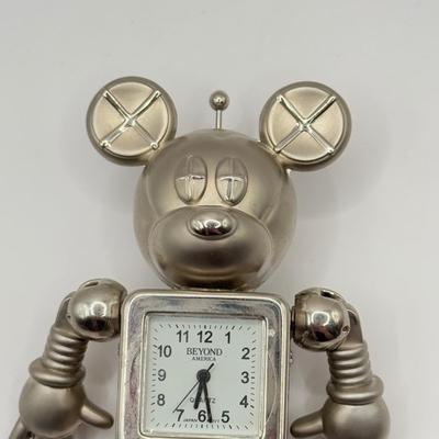 LOT 175B: Disney Beyond America Quartz Robot Mickey Mouse Desk Clock (3.5”)
