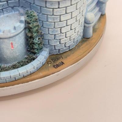 LOT 180B: Disney Cinderella “A Dream Is A Wish Your Heart Makes” Musical Snow Globe