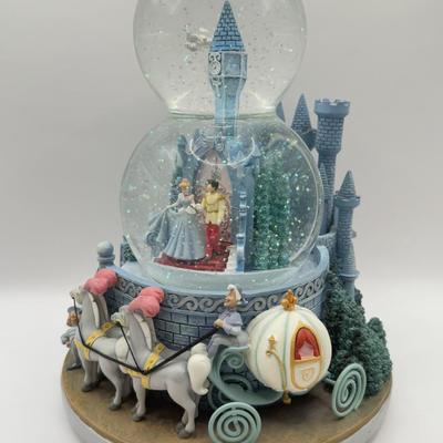 LOT 180B: Disney Cinderella “A Dream Is A Wish Your Heart Makes” Musical Snow Globe