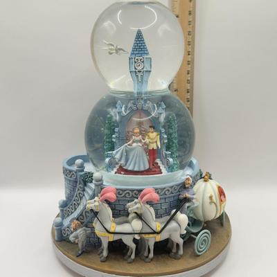 LOT 180B: Disney Cinderella “A Dream Is A Wish Your Heart Makes” Musical Snow Globe
