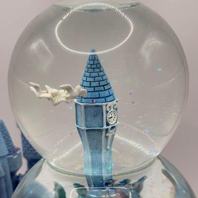 LOT 180B: Disney Cinderella “A Dream Is A Wish Your Heart Makes” Musical Snow Globe