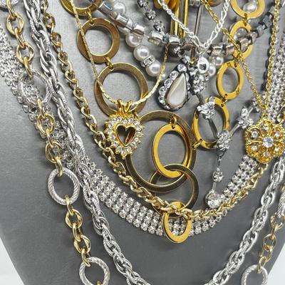 LOT 181J: Mixed Collection of Goldtone and Silvertone Costume Necklaces