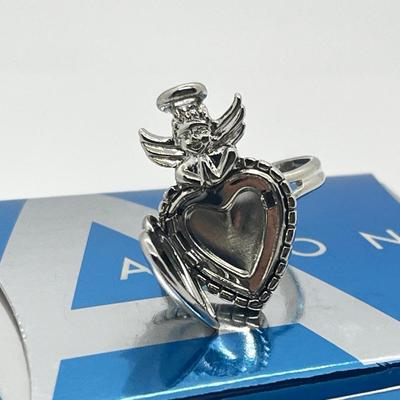 LOT 182J: Collection of Avon Jewelry Inlcuding Some Disney