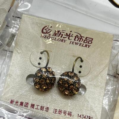LOT 184J: New in Package Earrings