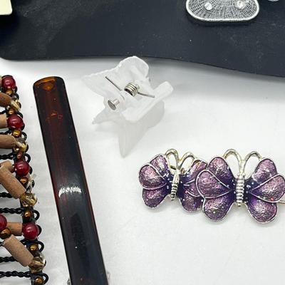 LOT 185J: Hair Accessories: Comb Clip, Barrettes, Butterfly Clips and More