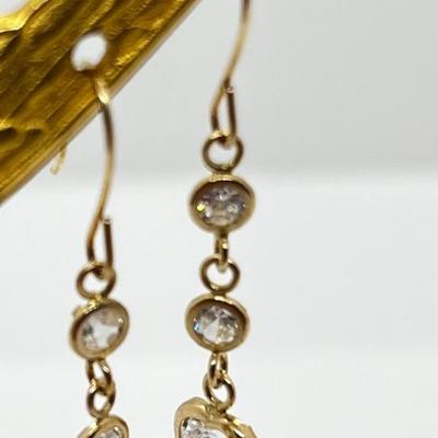 LOT 219J: 10K Yellow Gold Earrings-.99 GTW