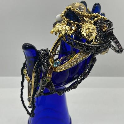 LOT 220J: Large Bracelet Collection