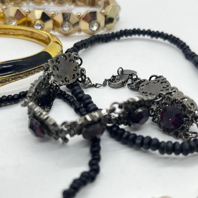 LOT 220J: Large Bracelet Collection