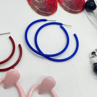 LOT 226J: Large Collection of Brightly Colored Retro Earrings