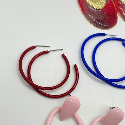 LOT 226J: Large Collection of Brightly Colored Retro Earrings