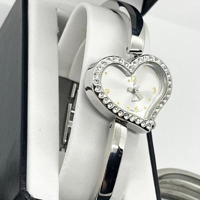 LOT 233J: Ladies' Watch Collection