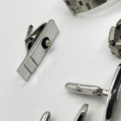 LOT 234: Men's Accessory Lot: Watch, Cufflinks and More