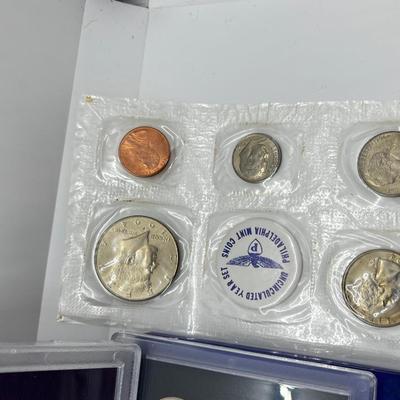 LOT 238J: Large Collection of Uncirculated and Proof US Coin Sets