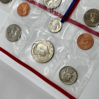 LOT 238J: Large Collection of Uncirculated and Proof US Coin Sets