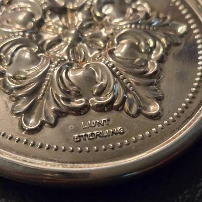 STERLING SILVER 1977 Lunt Christmas Ornament