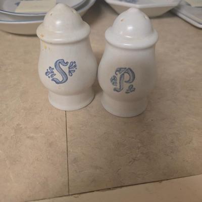 Pfaltzgraff salt and pepper shakers