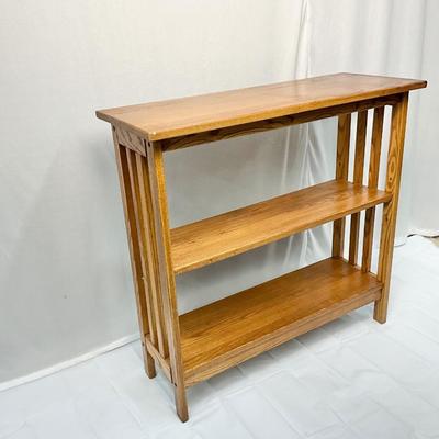 Lot P 643 Vintage Oak Three Tier Bookcase/TV Stand
