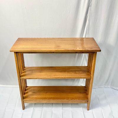 Lot P 643 Vintage Oak Three Tier Bookcase/TV Stand