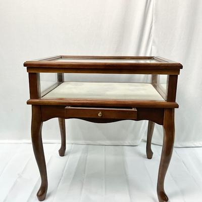 Lot P 645 Vintage Bombay Company Single Drawer Display Box End Table