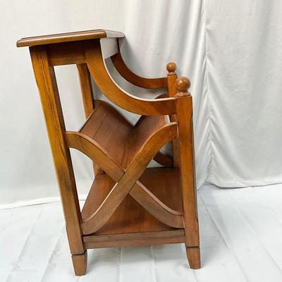 Lot P 646 Pier 1 Imports Book Table/Book End Table