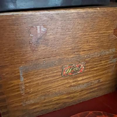 Mixed decorative lot