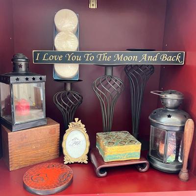 Mixed decorative lot