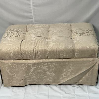 Lot P 664 NWT Bisque Jacquard Fabric Covered Tufted Top/Shirted Base Double Storage Ottoman with Hinged Lid