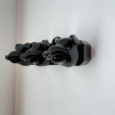 1051 Wood Pig Wall Art