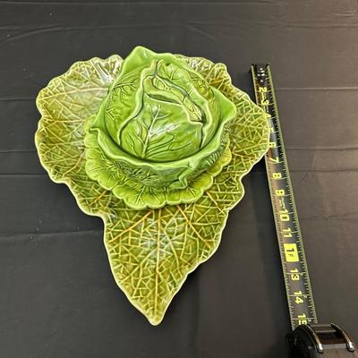 Holland Mold 1970s Cabbage Bowl and Plates
