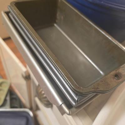 Loaf pans