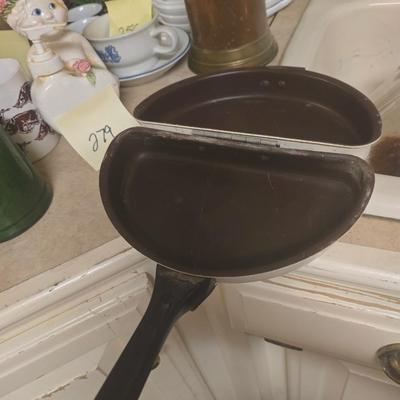 Omelet maker