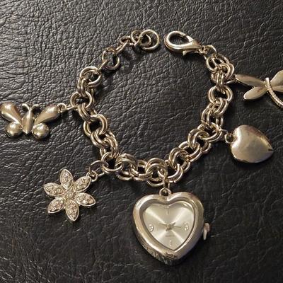 Silver Tone Charm Bracelet