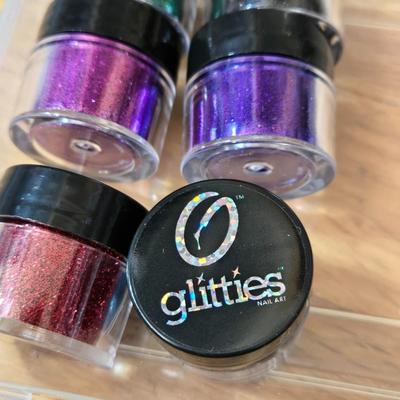 Fingernail Glitter and Nail Files