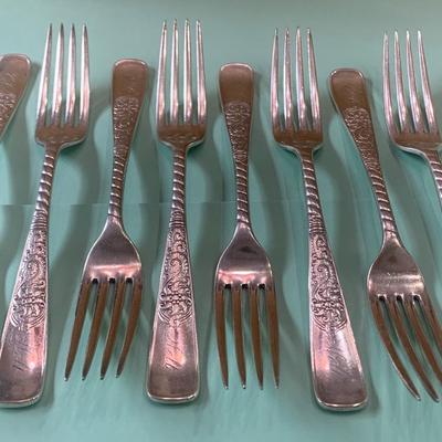 EIGHT Rogers Silver Plate Dinner Forks