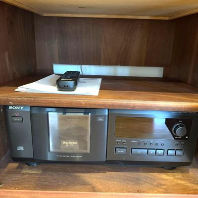 1056 Sony CSP CX355 Compact Disc Player