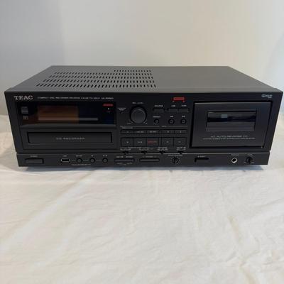 1057 TEAC Compact Disc Recorder/Reverse Cassette Deck