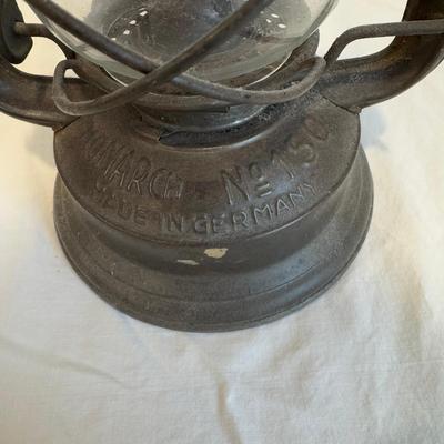 1058 Vintage Antique Monarch No. 150 Lantern