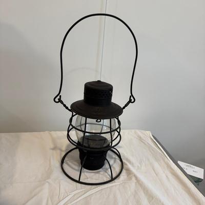 1061 Ravo No. 39 WB Lantern