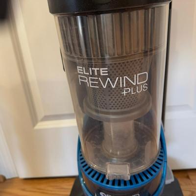 1062 Hoover Rewind Plus Canister Vaccum