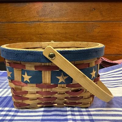 Lot of Festive Summer Decor and Tableware