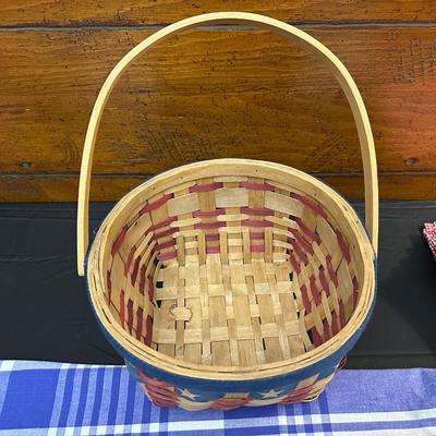 Lot of Festive Summer Decor and Tableware