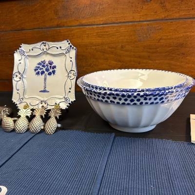 Lot Blue & White South Carolina Kitchen and Dining Items